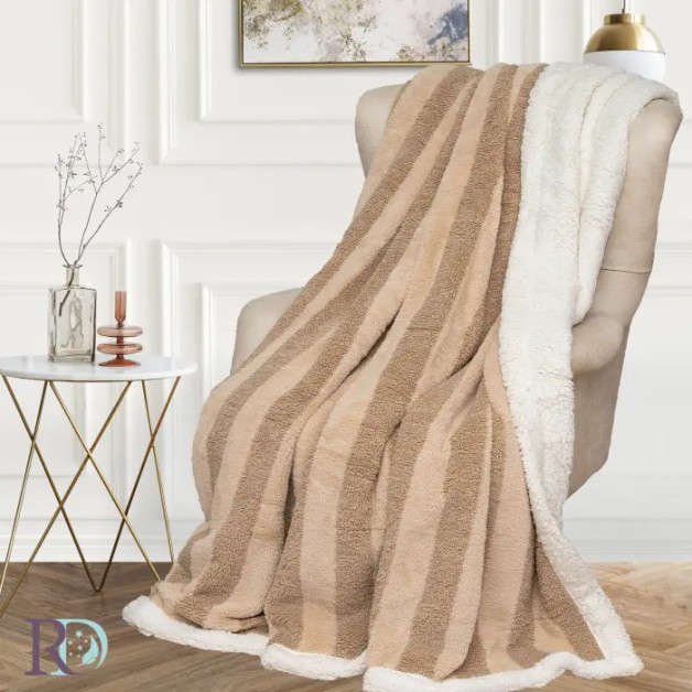 Puha és pehelyszerű takaró Stripes Beige