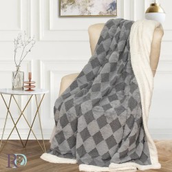Puha és pehelyszerű takaró Diamond Grey