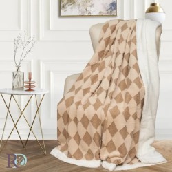 Puha és pehelyszerű takaró Diamond Beige